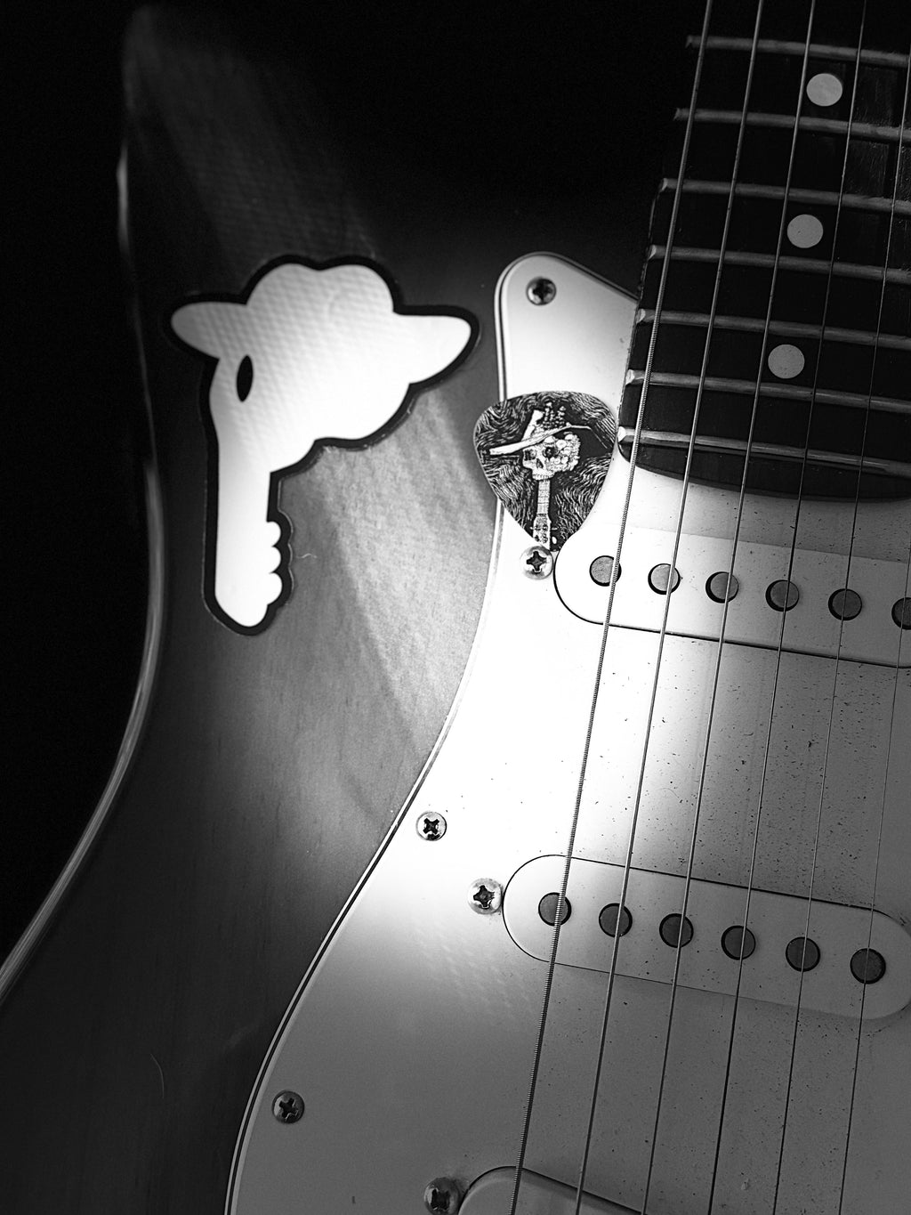 Dorti Stainless Steel Performance Guitar Pick