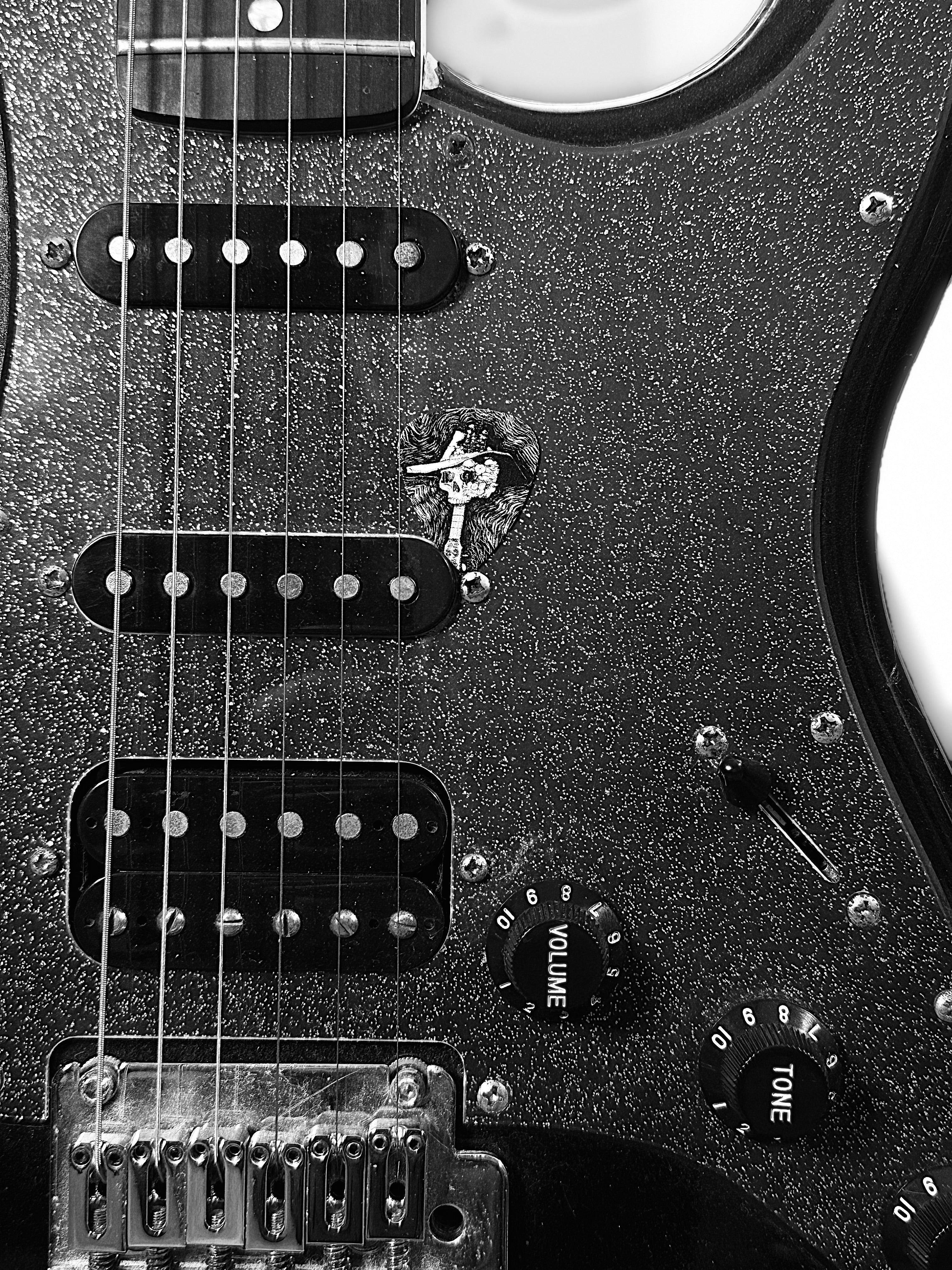 Dorti Stainless Steel Performance Guitar Pick